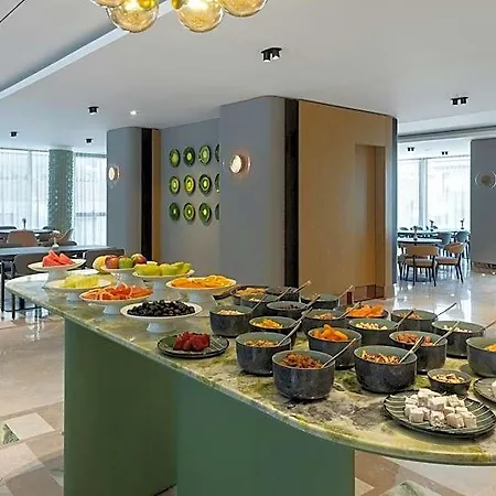Marriott Executive Investvadi 4*